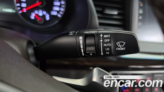 Kia K7 2019 — photo 35