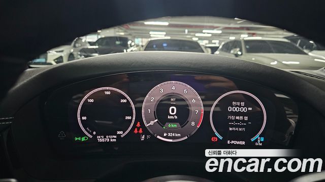 Porsche Panamera 2025 — photo 9