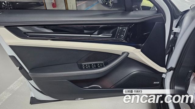 Porsche Panamera 2025 — photo 12