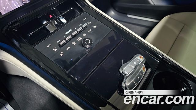 Porsche Panamera 2025 — photo 15
