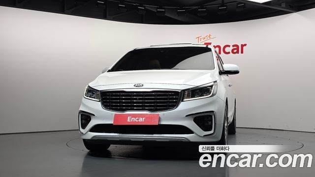 Kia Canival 2020 — photo 3
