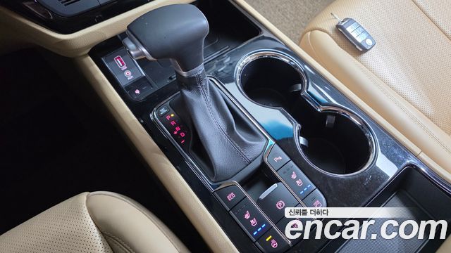 Kia Canival 2020 — photo 9