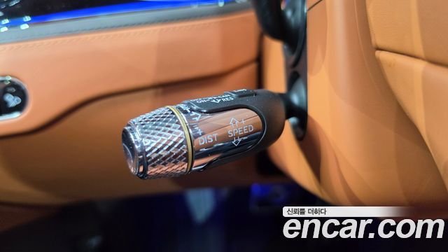 Bentley Flying Spur 2022 — photo 25