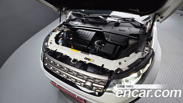 Land Rover Discovery Sport 2017 — photo 6