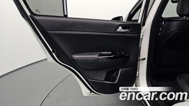 Kia Sportage 2019 — photo 15