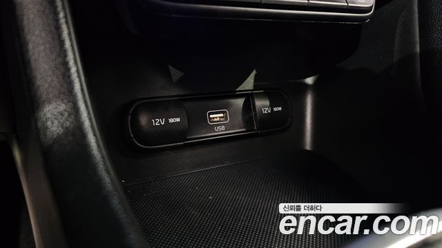 Kia Sportage 2019 — photo 35