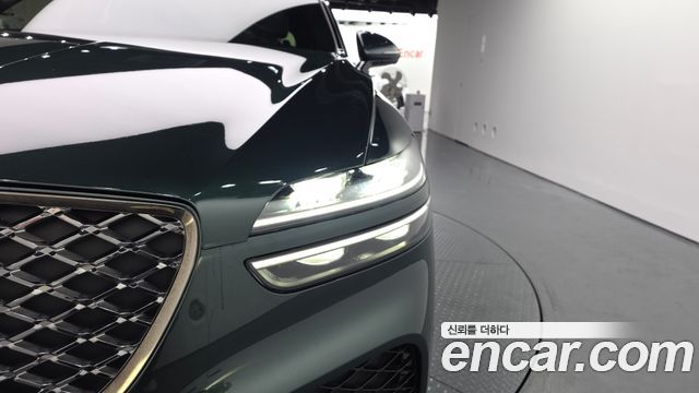 Genesis GV70 2023 — photo 8