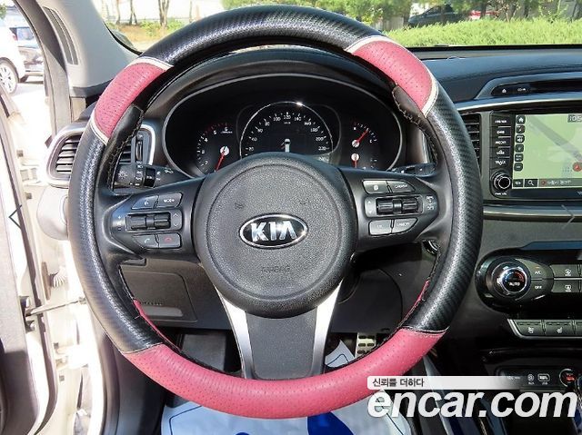Kia Sorento 2015 — photo 8