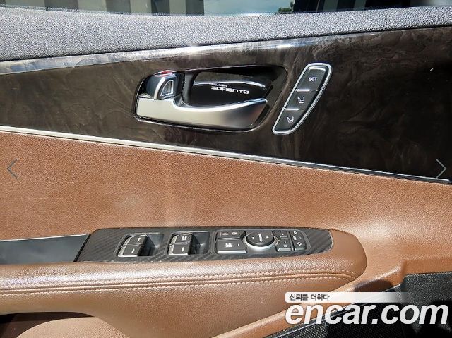 Kia Sorento 2015 — photo 11