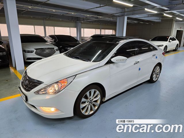 Hyundai Sonata 2010 — photo 2