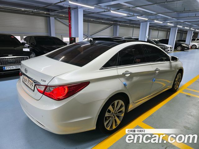 Hyundai Sonata 2010 — photo 5