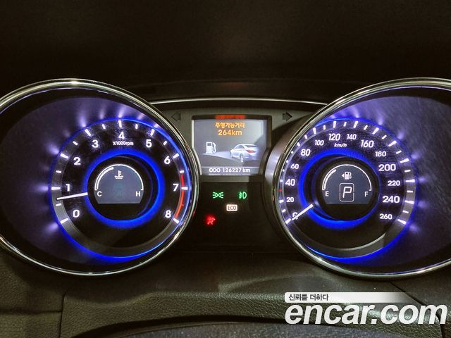 Hyundai Sonata 2010 — photo 15