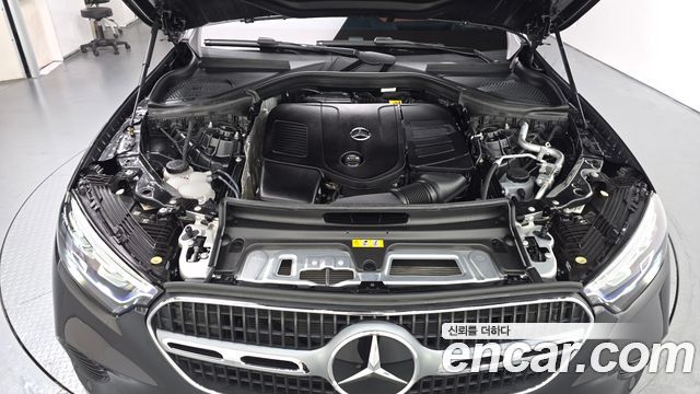 Mercedes-Benz GLC-Class 2026 — photo 6