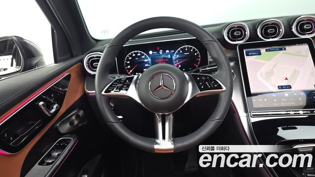 Mercedes-Benz GLC-Class 2026 — photo 18