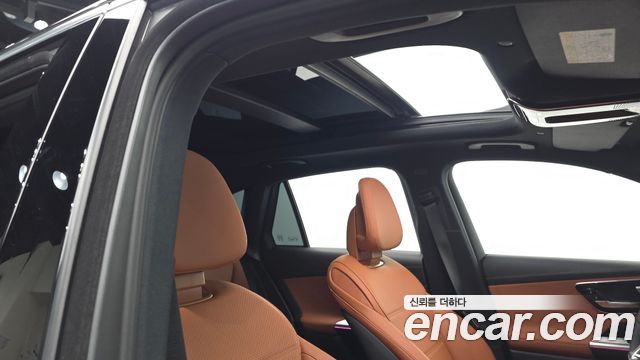 Mercedes-Benz GLC-Class 2026 — photo 23