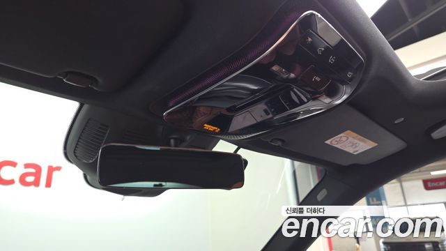 Mercedes-Benz GLC-Class 2026 — photo 24