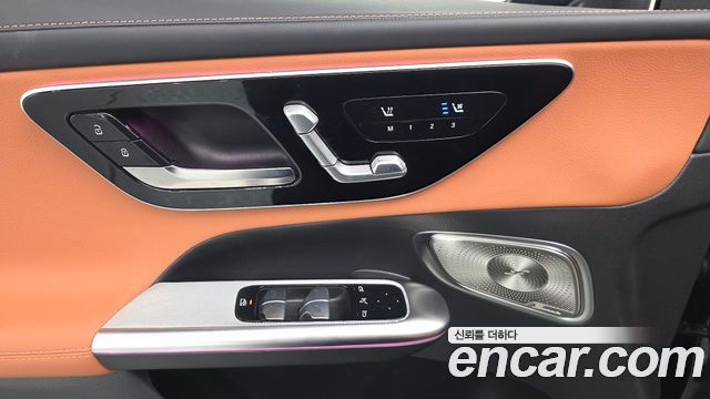 Mercedes-Benz GLC-Class 2026 — photo 31