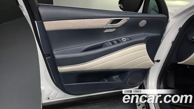 Genesis GV80 2025 — photo 14