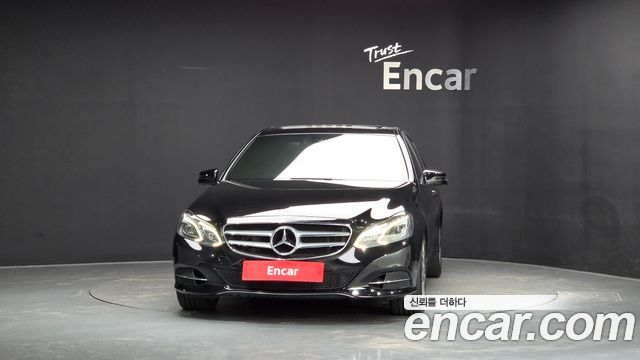 Mercedes-Benz E-Class 2015 — photo 3
