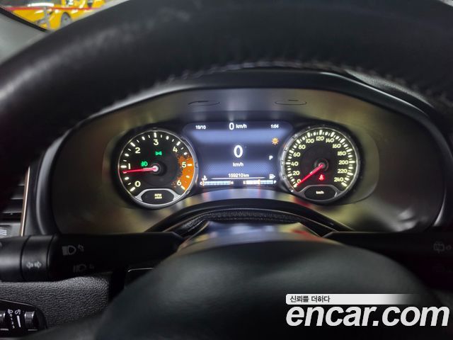 Jeep Renegade 2015 — photo 8