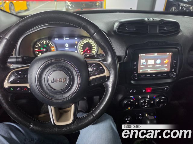 Jeep Renegade 2015 — photo 10