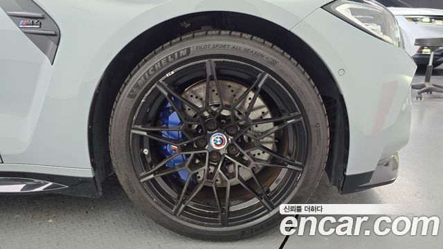 BMW M4 2022 — photo 7