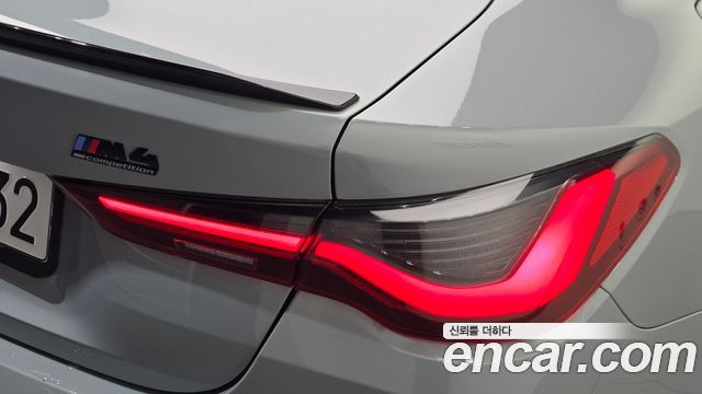 BMW M4 2022 — photo 9
