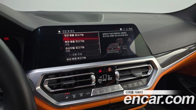 BMW M4 2022 — photo 29