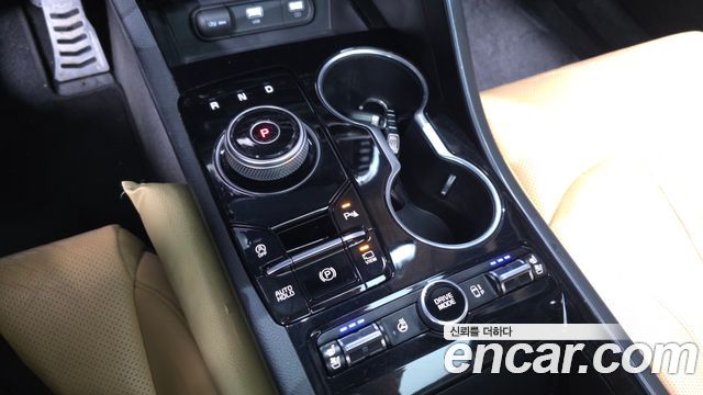 Kia K5 2020 — photo 9
