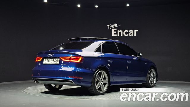 Audi A3 2015 — photo 2