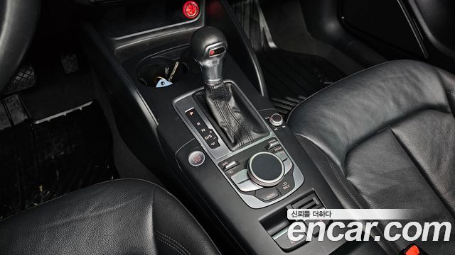 Audi A3 2015 — photo 12