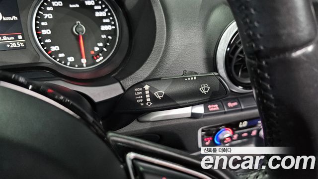 Audi A3 2015 — photo 24