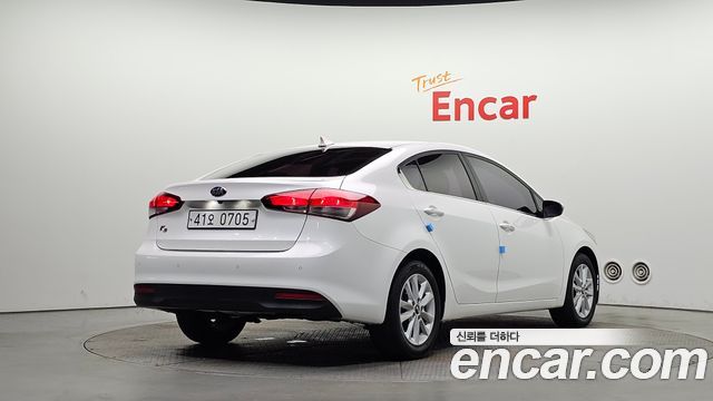 Kia K3 2016 — photo 2