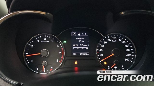Kia K3 2016 — photo 8