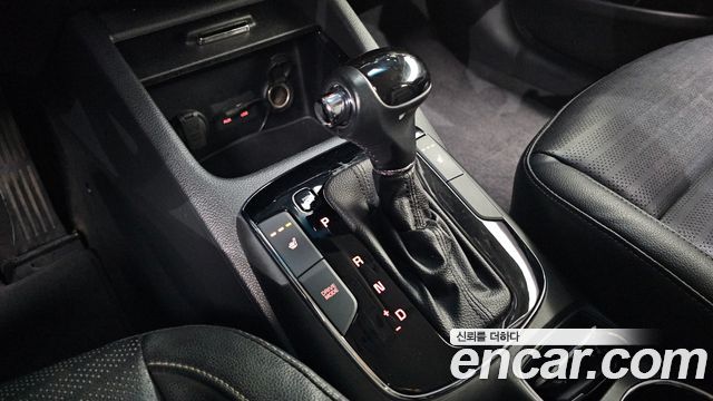 Kia K3 2016 — photo 9