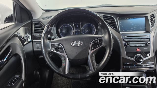 Hyundai Grandeur 2016 — photo 19