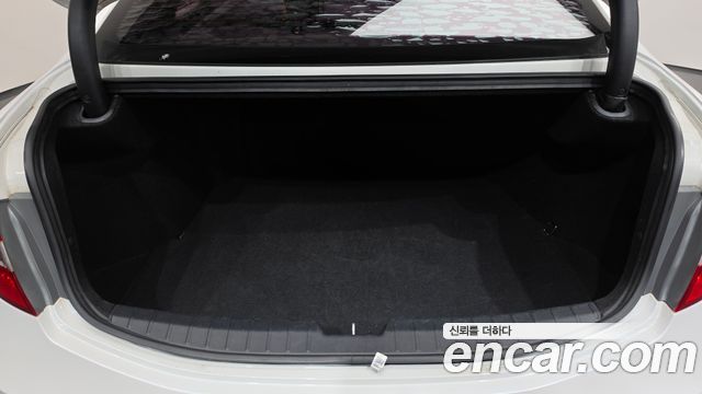 Hyundai Grandeur 2016 — photo 24