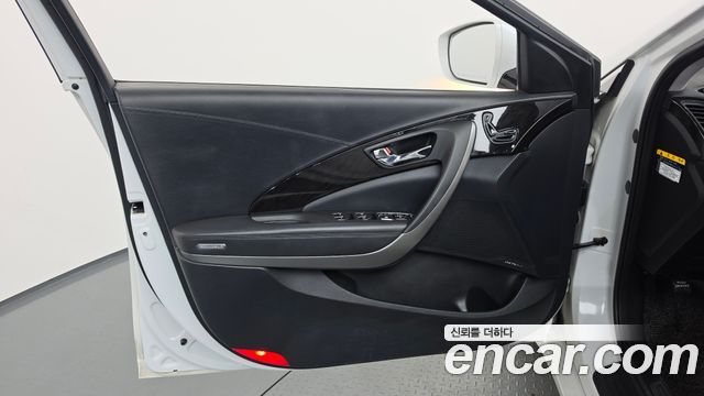 Hyundai Grandeur 2016 — photo 14