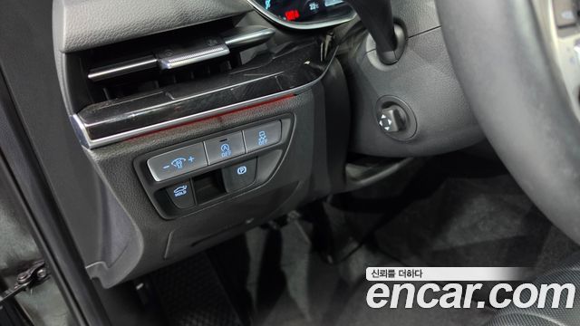 Genesis G80 2022 — photo 26