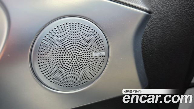 Genesis G70 2024 — photo 33