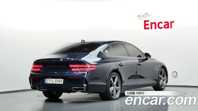 Genesis G80 2022 — photo 2