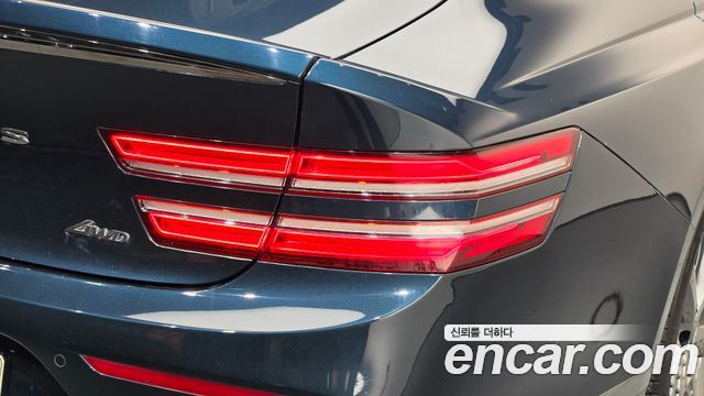 Genesis G80 2022 — photo 9