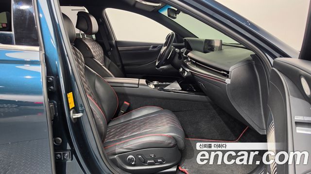 Genesis G80 2022 — photo 16