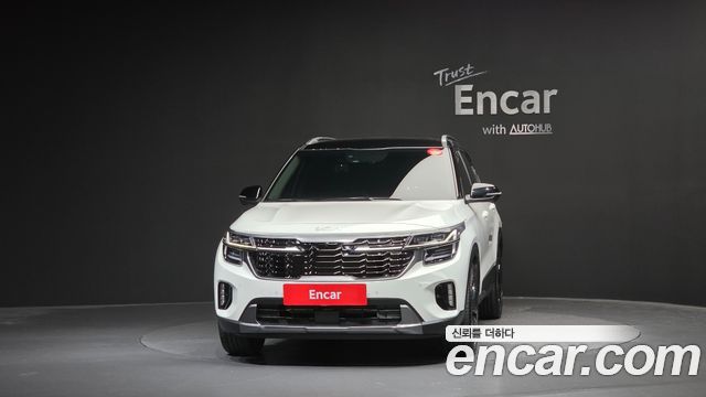 Kia Seltos 2023 — photo 3