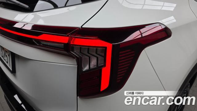 Kia Seltos 2023 — photo 9