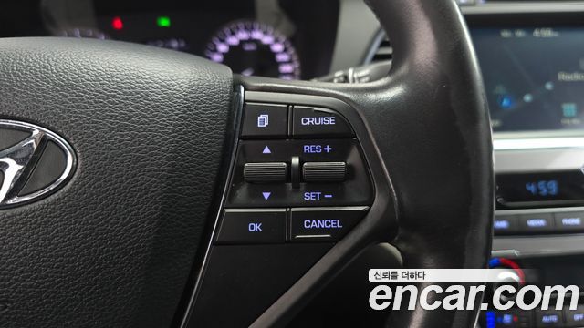 Hyundai Sonata 2015 — photo 16