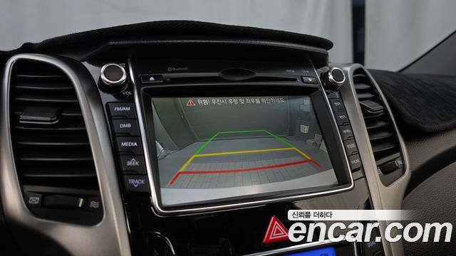 Hyundai i30 2012 — photo 21