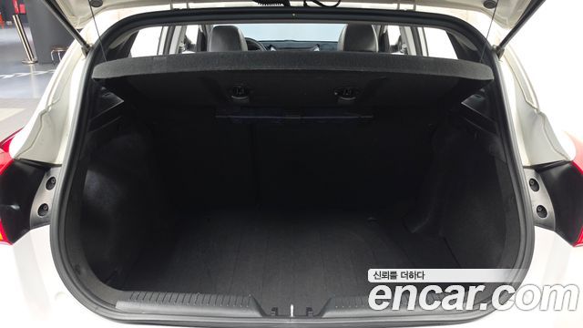 Hyundai i30 2012 — photo 26