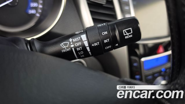 Hyundai i30 2012 — photo 27