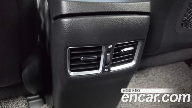 Hyundai i30 2012 — photo 31